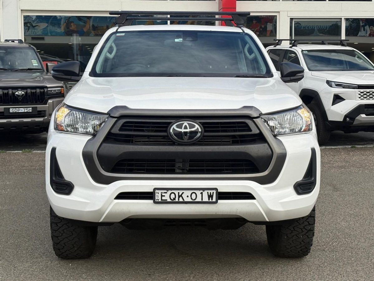 2021 Toyota Hilux SR