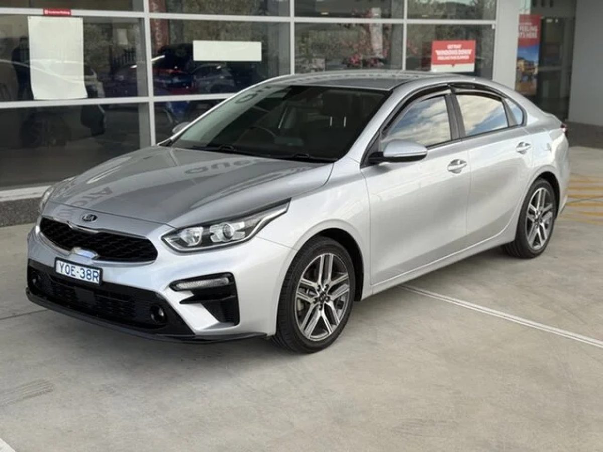 2019 KIA CERATO Sport+