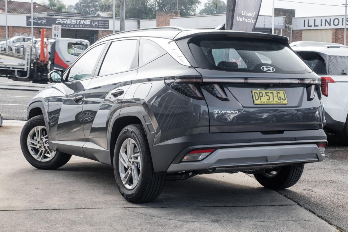 2025 Hyundai Tucson Base