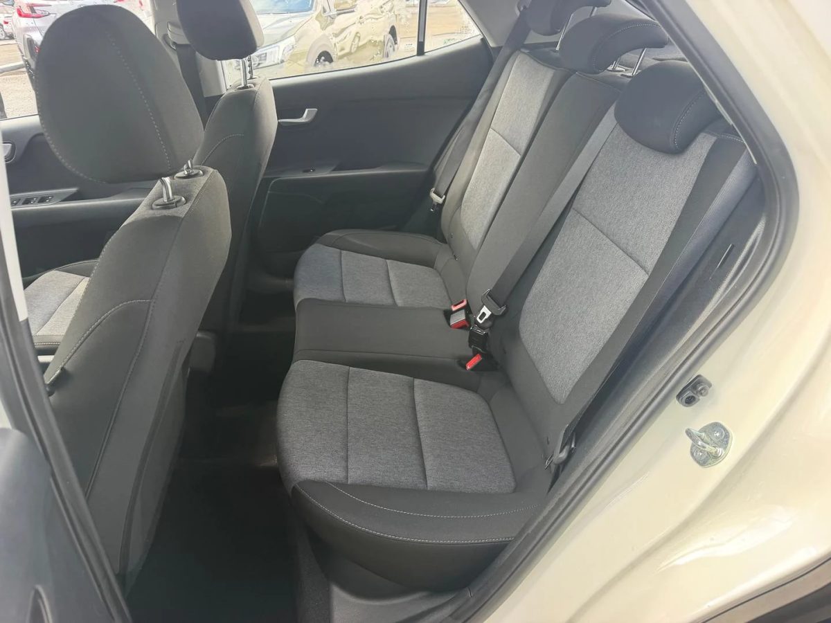 2025 Kia STONIC S