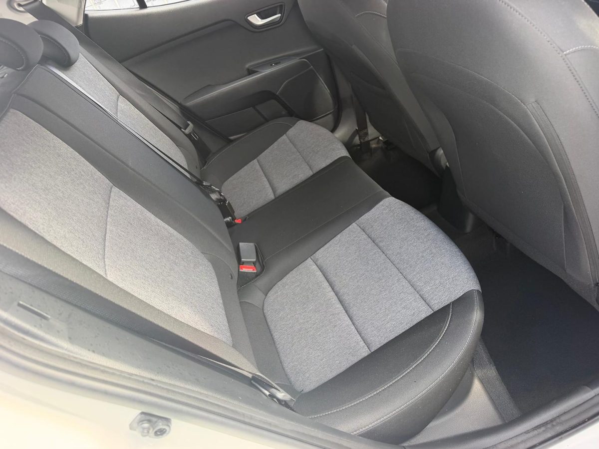 2025 Kia STONIC S