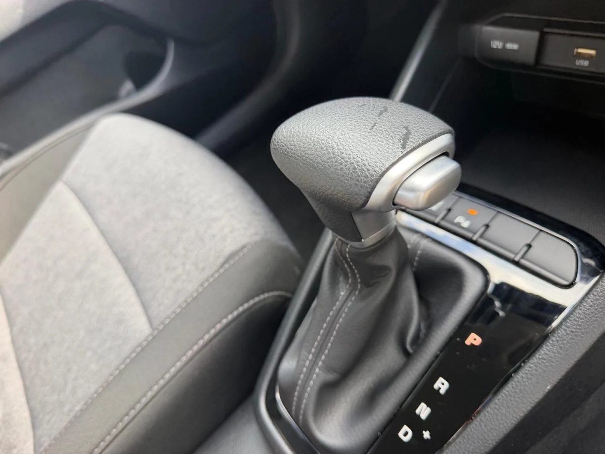 2025 Kia STONIC S