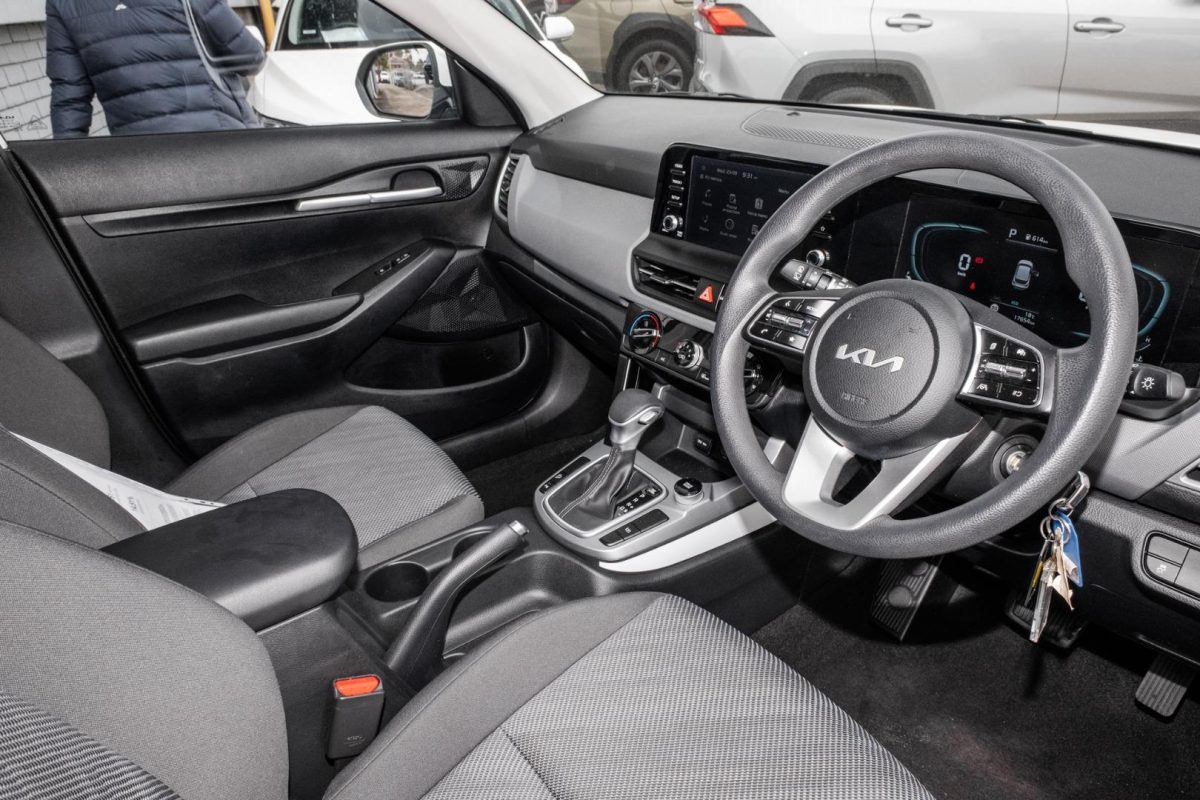 2025 Kia Seltos S