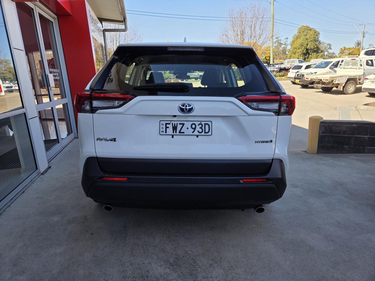 2021 Toyota RAV4 Hybrid GX-2WD