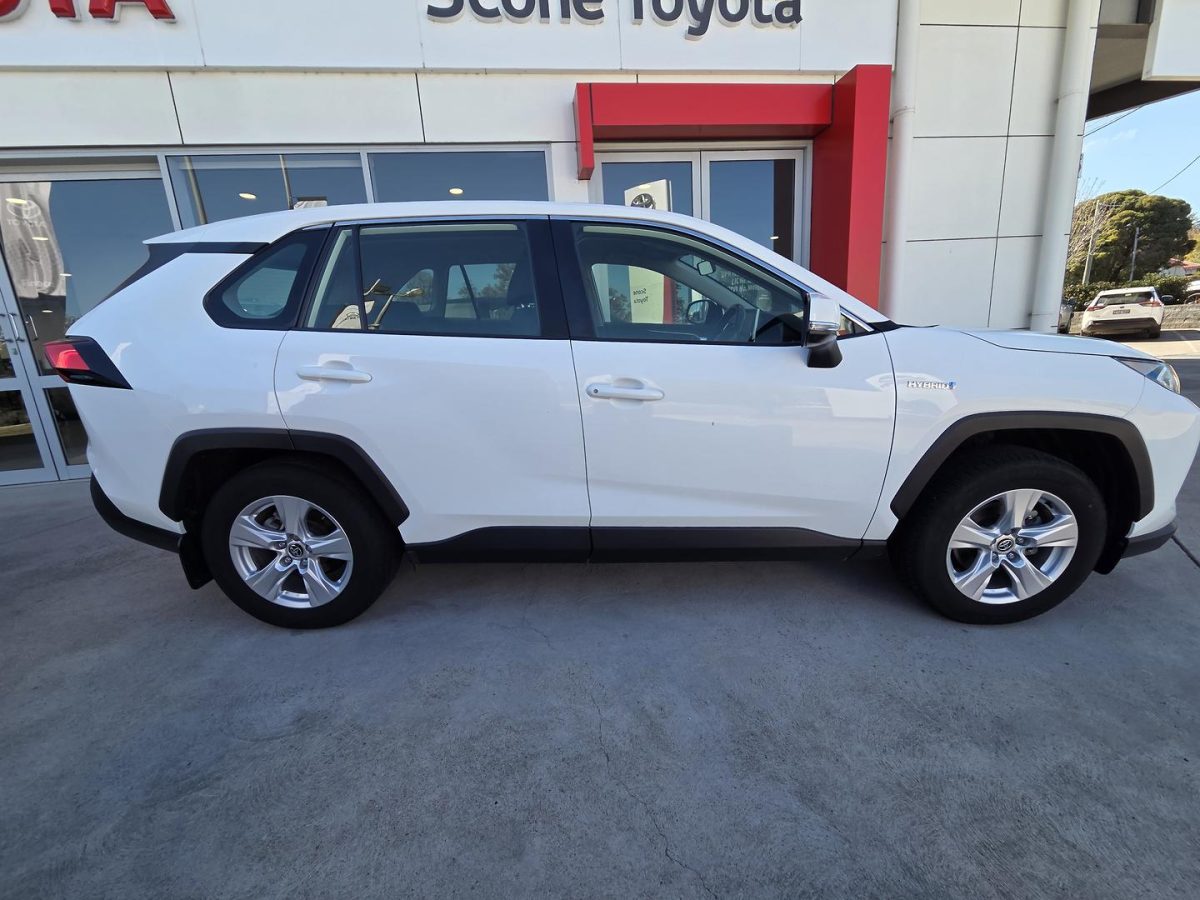 2021 Toyota RAV4 Hybrid GX-2WD
