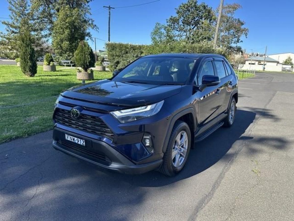 2025 Toyota RAV4 GX AWD
