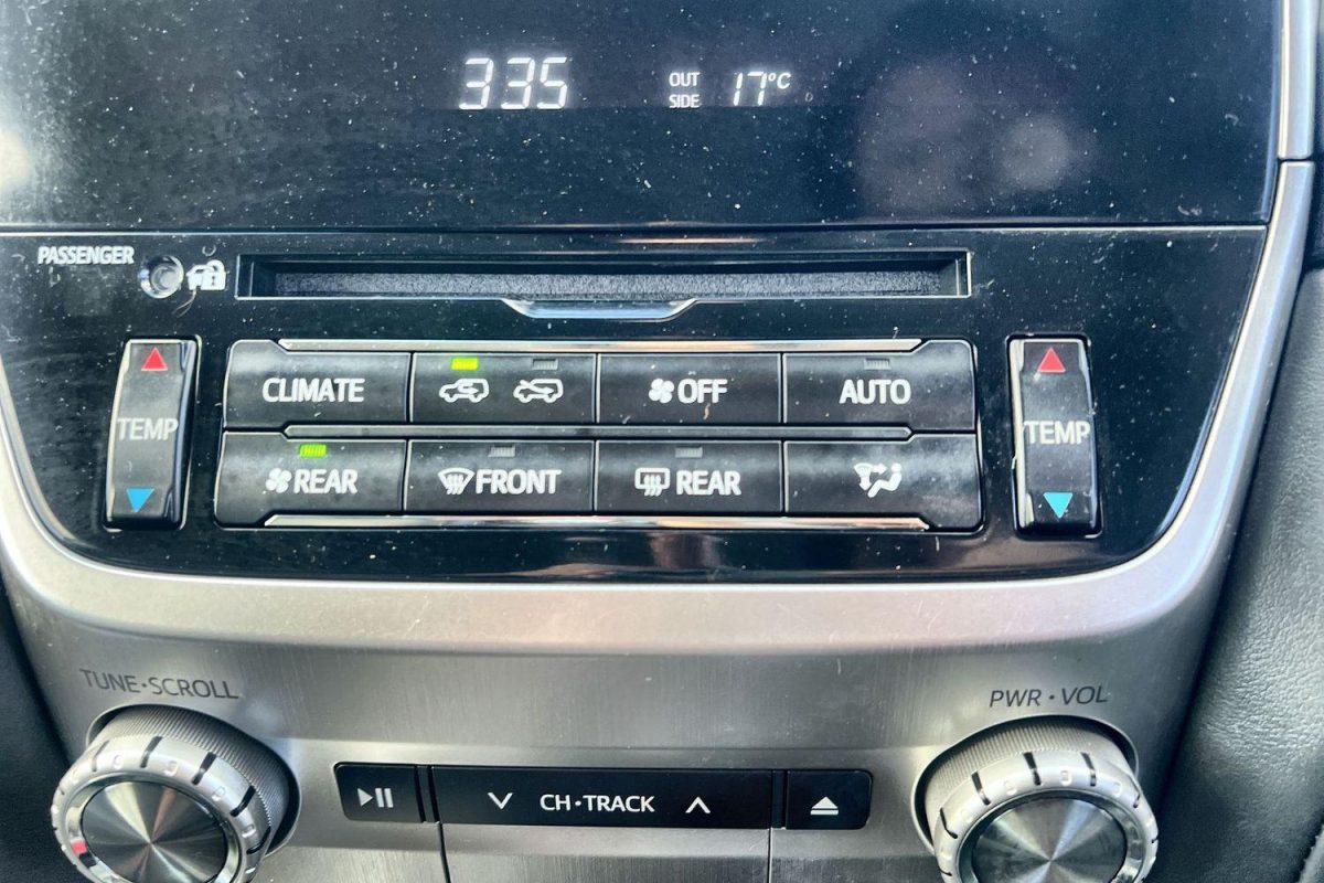 2021 Toyota Landcruiser VX