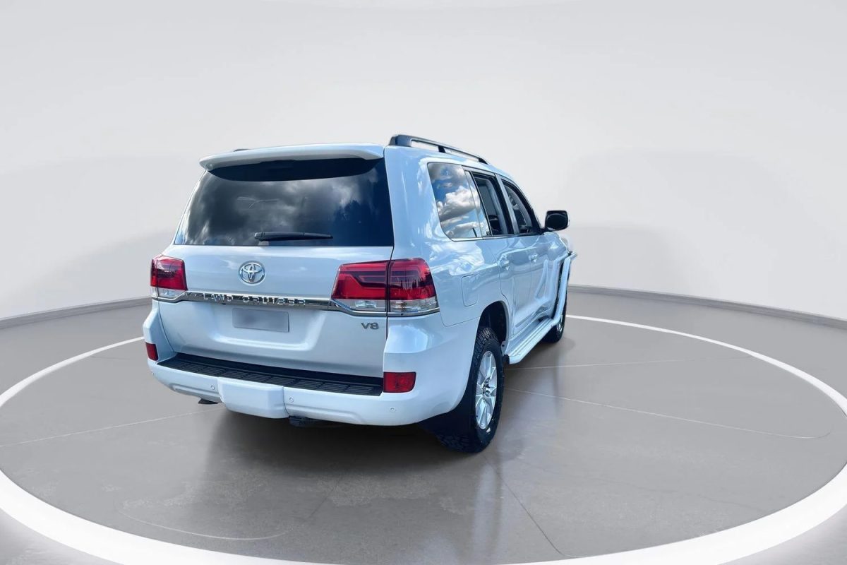 2021 Toyota Landcruiser VX