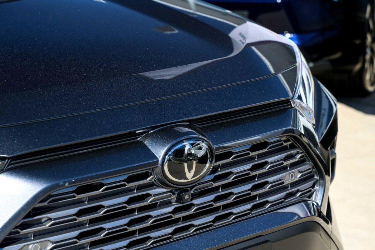 2023 Toyota RAV4 Cruiser 2WD