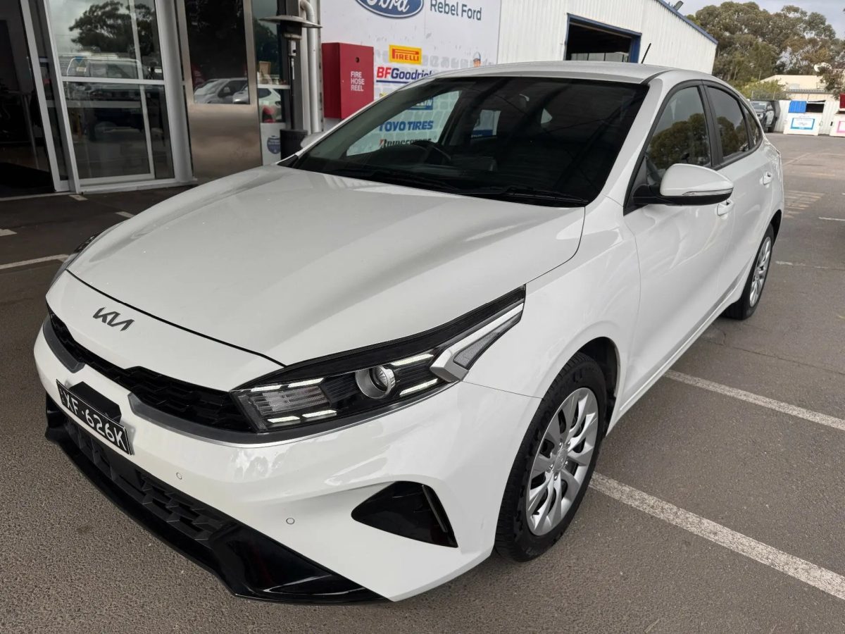 2022 Kia Cerato BD MY22 S White 6 Speed Sports Automatic Hatchback