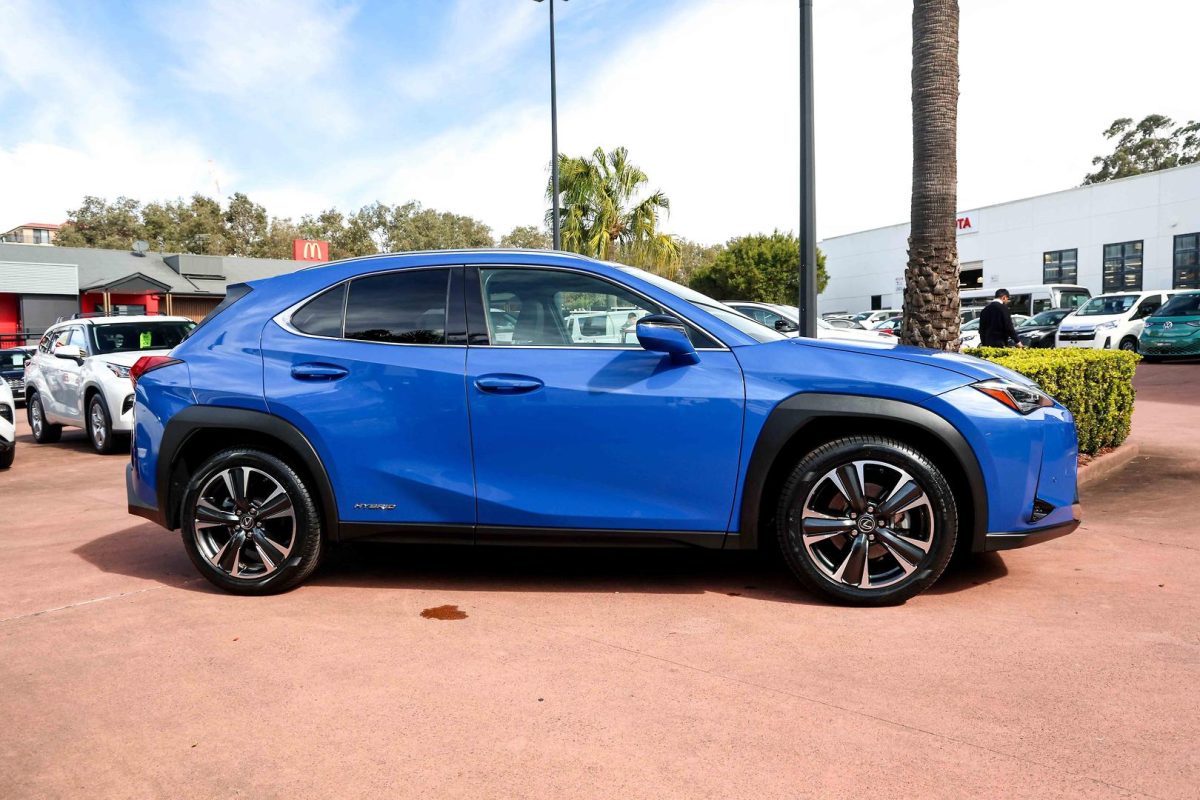 2022 Lexus UX250h Luxury