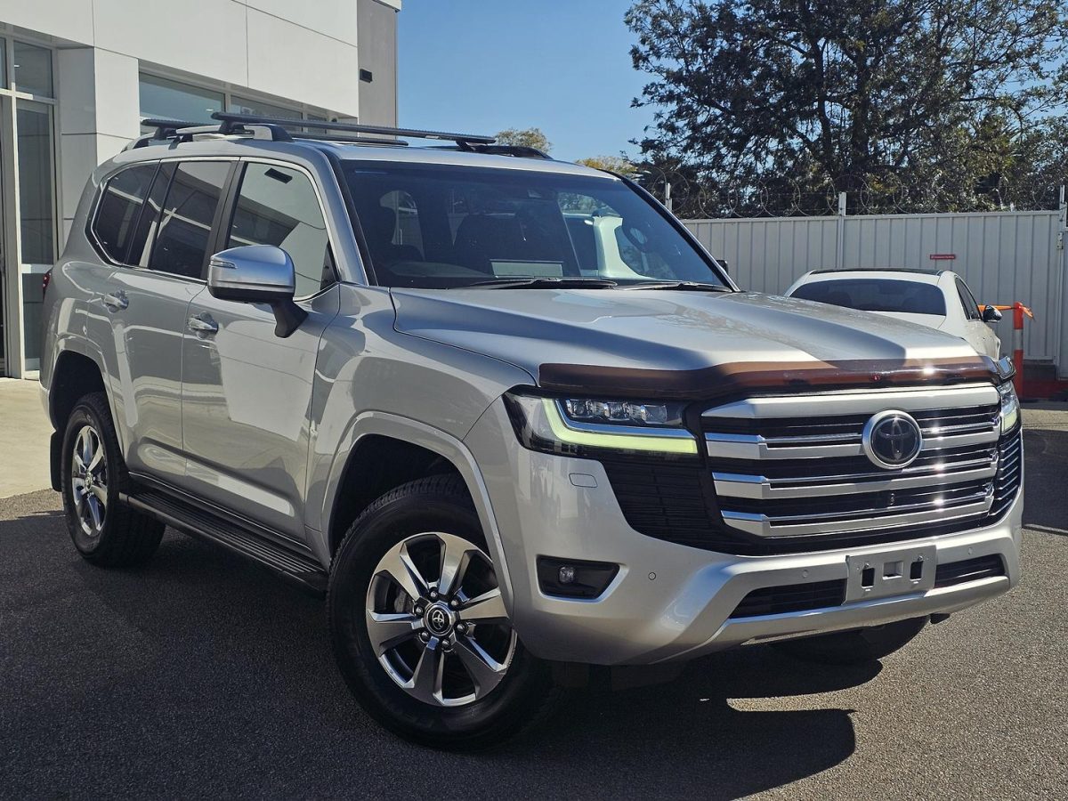 2021 Toyota Landcruiser VX