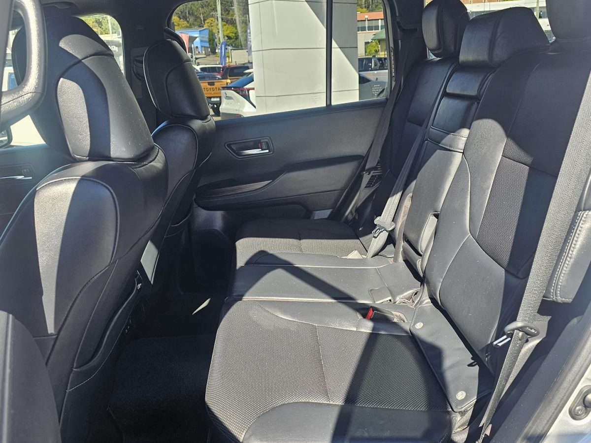2021 Toyota Landcruiser VX