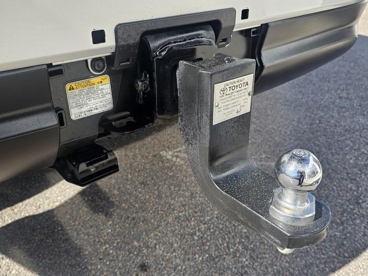 2021 Toyota Landcruiser VX