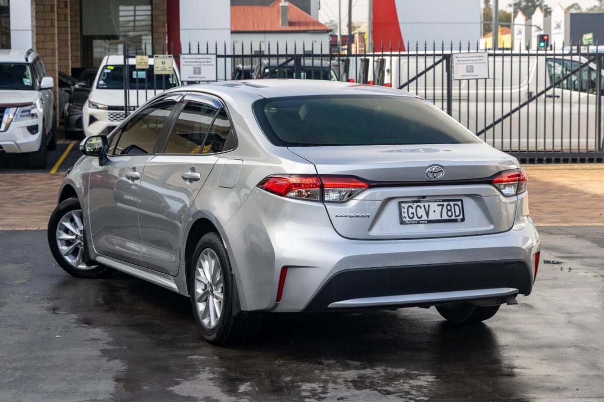2020 Toyota Corolla Ascent Sport