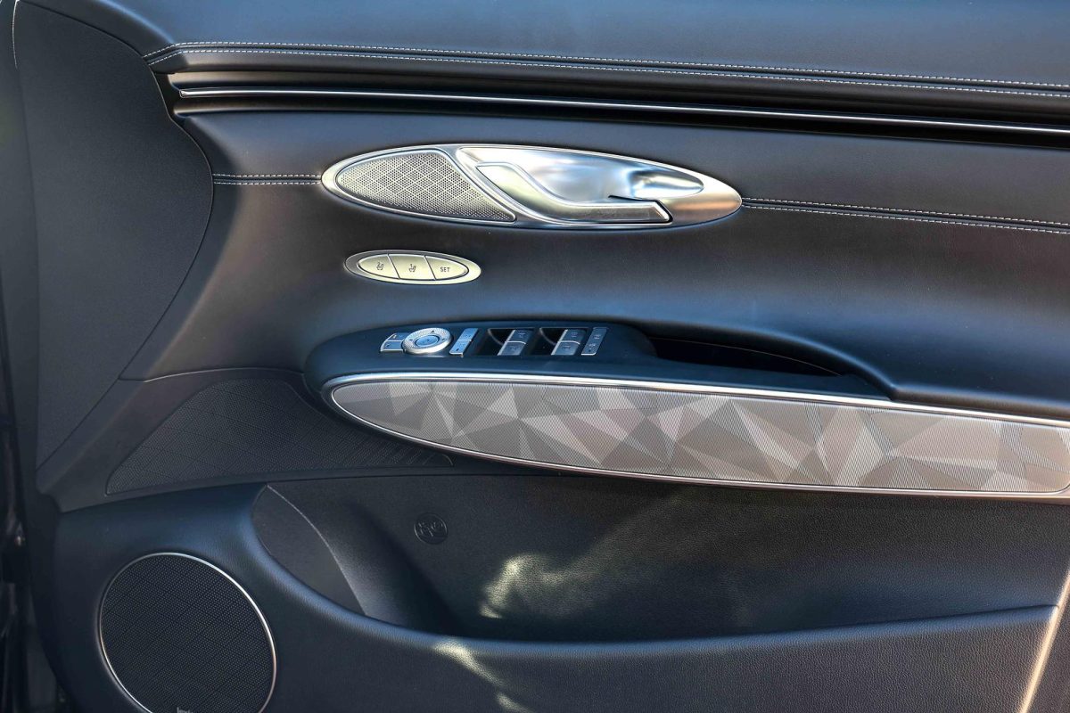 2023 Genesis GV70 3.5T AWD Sport