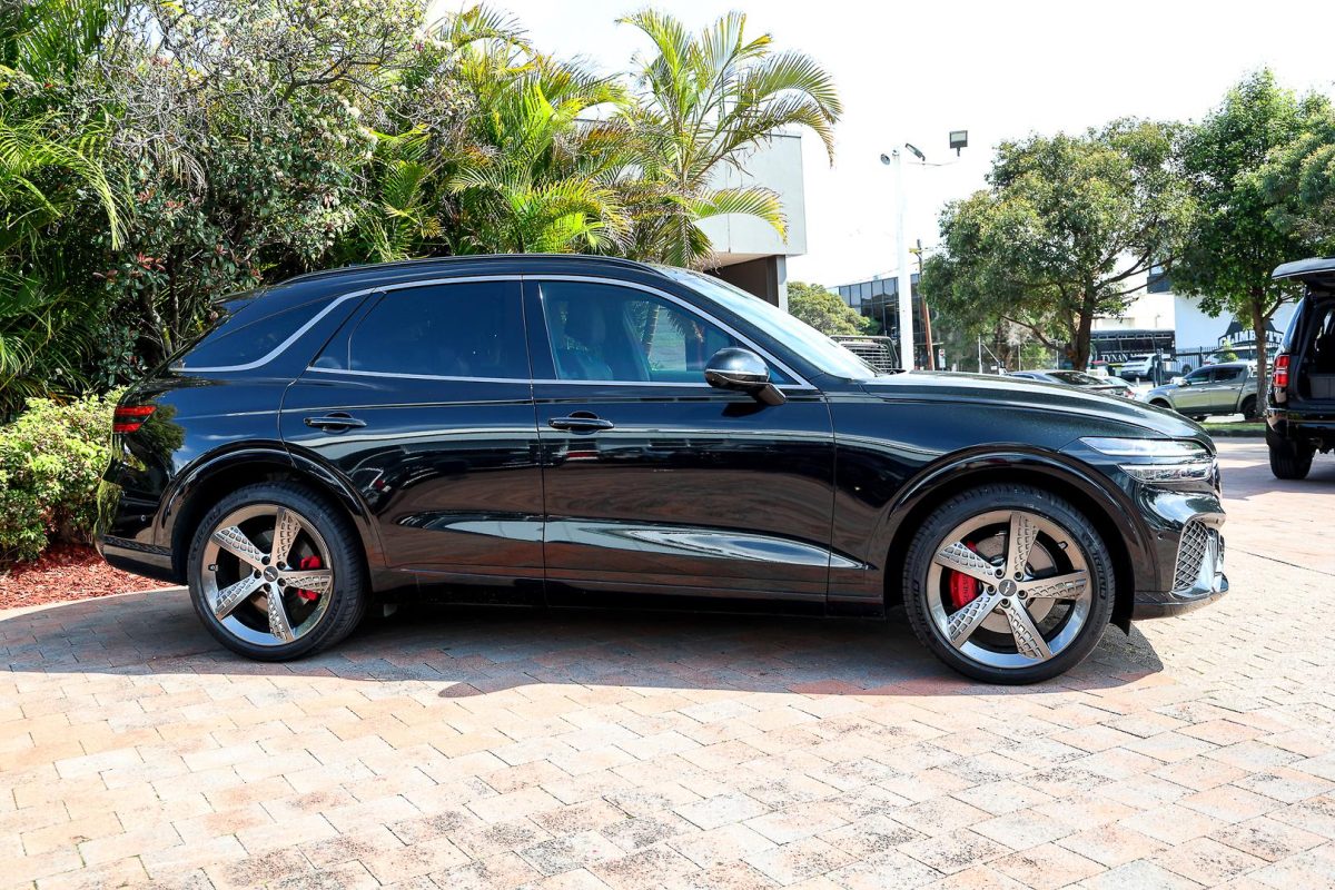 2023 Genesis GV70 3.5T AWD Sport
