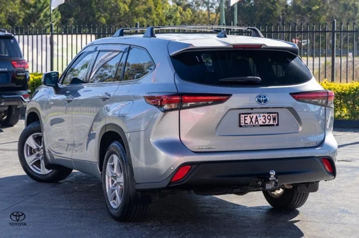 2022 Toyota Kluger GX
