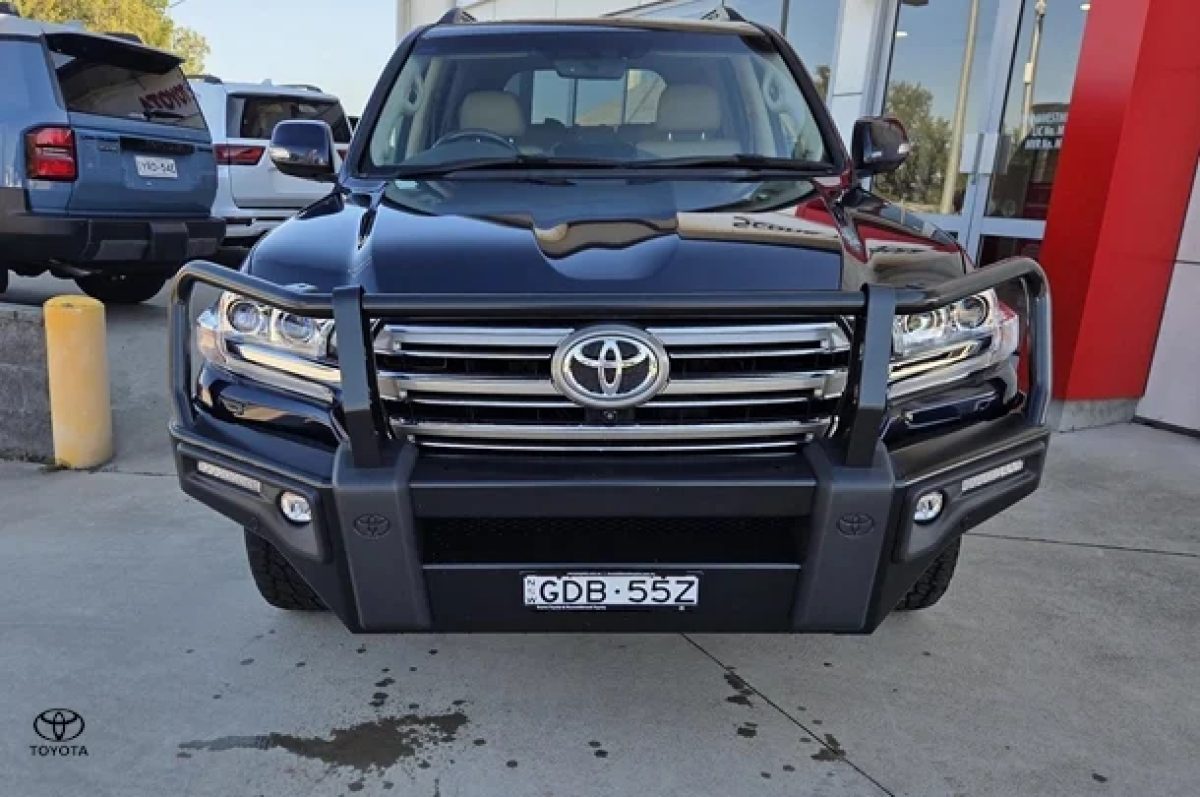 2019 Toyota Landcruiser VX