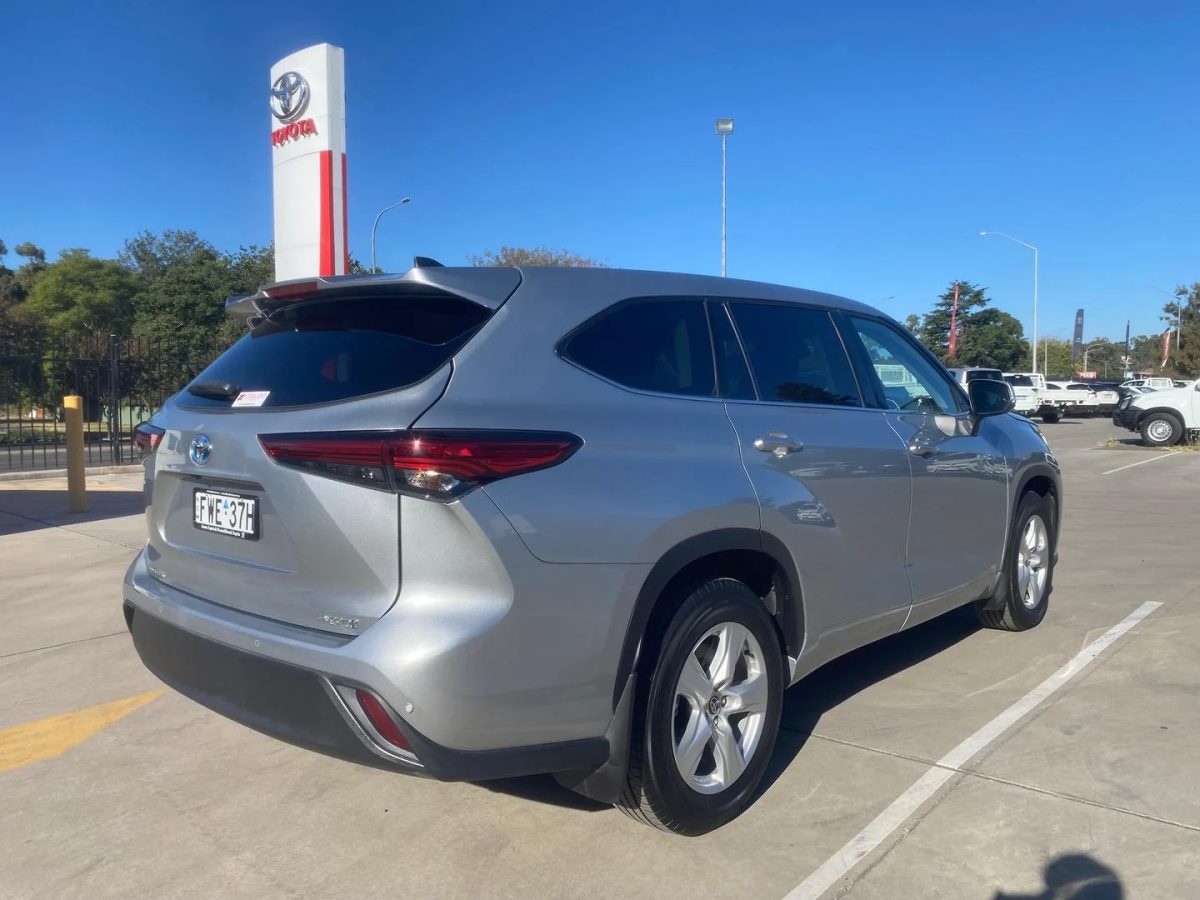 2022 Toyota Kluger Hybrid GX AWD