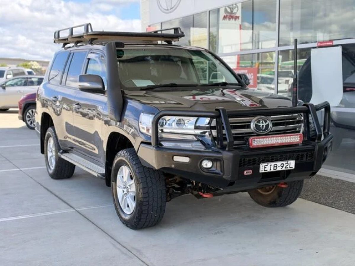 2020 Toyota Landcruiser GXL