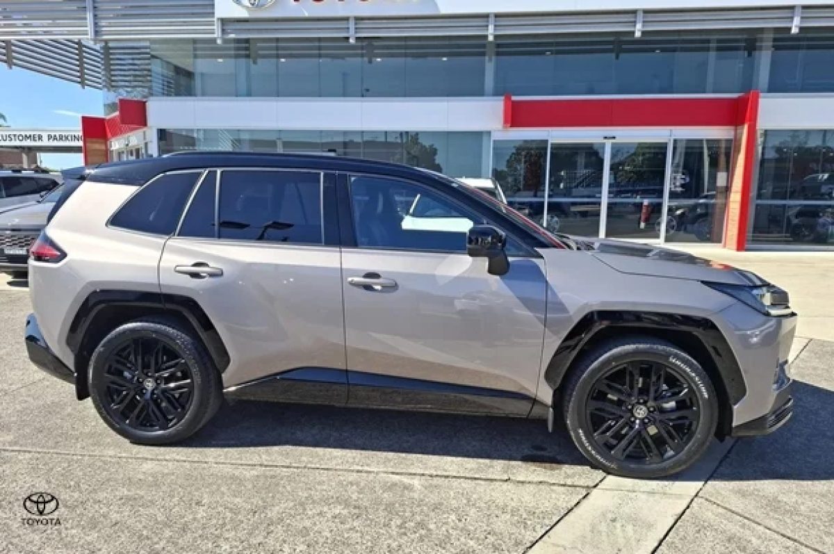 2026 Toyota RAV4 XSE