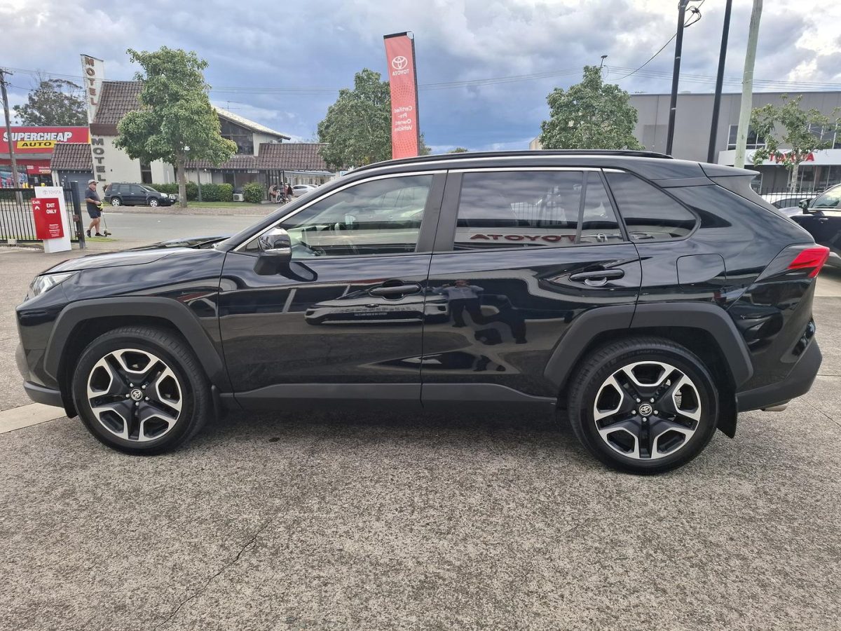 2020 Toyota RAV4 Edge AWD