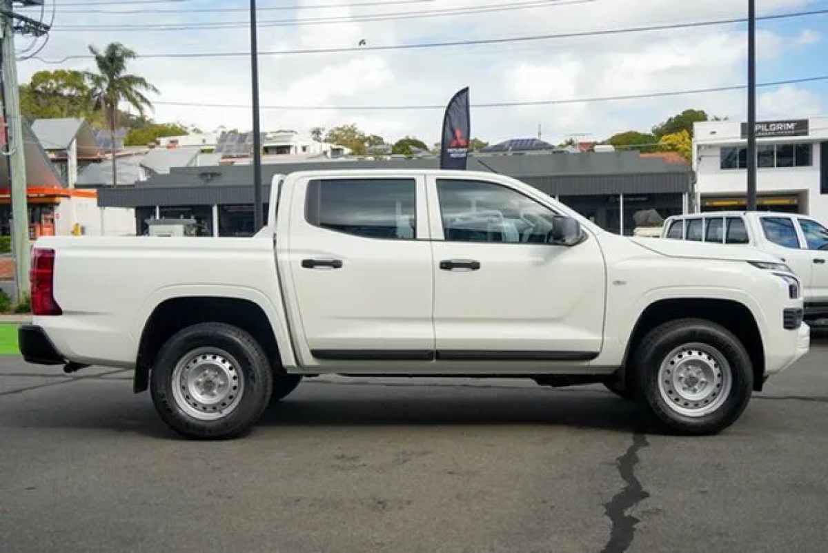 2026 Mitsubishi Triton MV MY26 GLX Pick-up Double Cab 4x2 White 6 Speed Sports Automatic Utility
