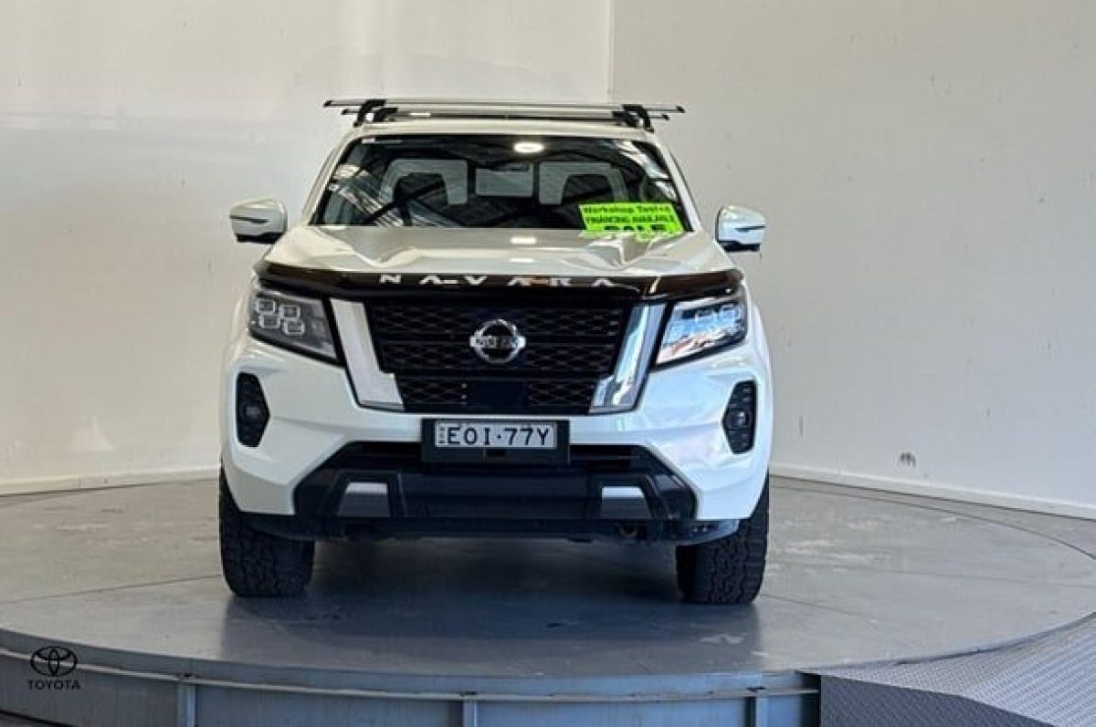 2021 Nissan Navara ST-X