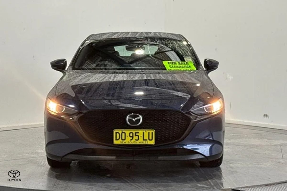 2025 Mazda 3 G20 Pure