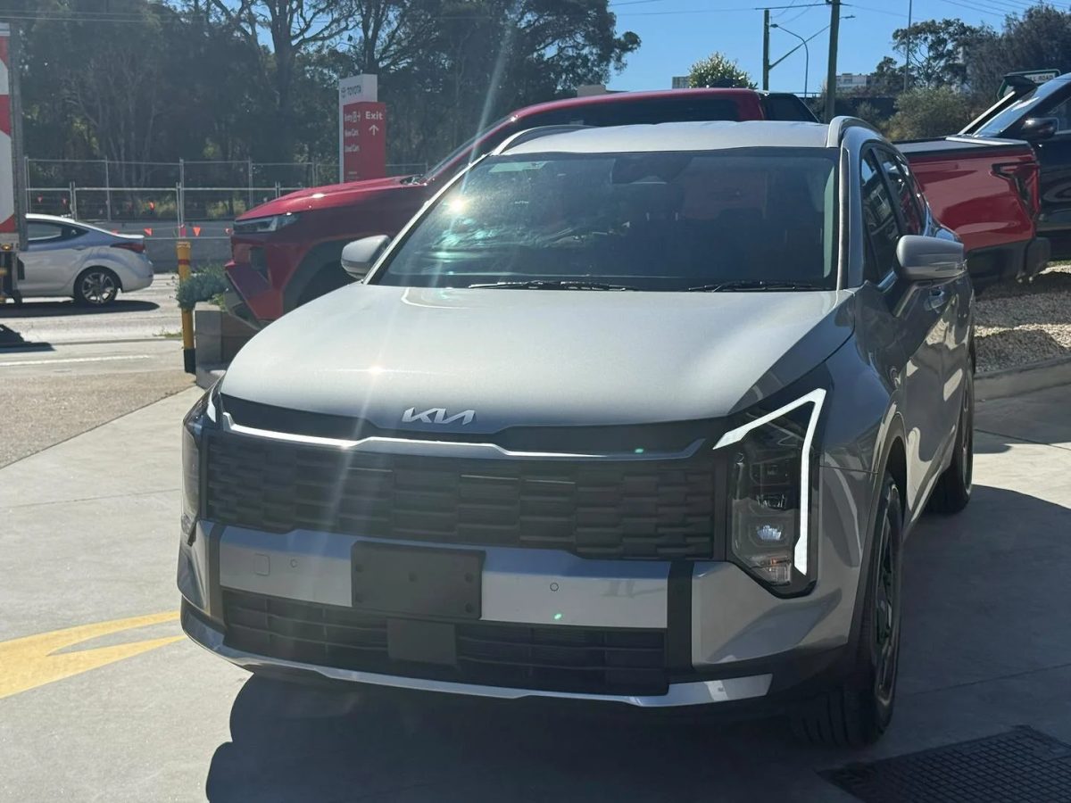 2025 Kia SPORTAGE S