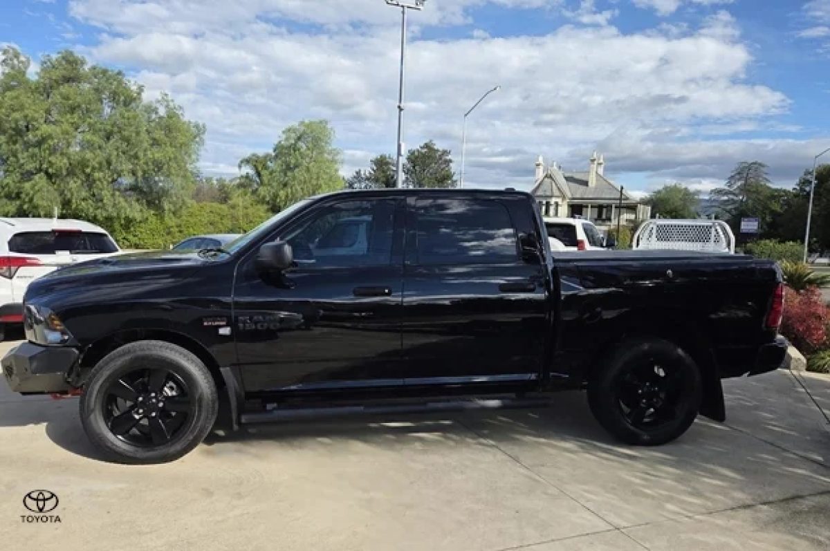 2022 RAM 1500 Express RamBox