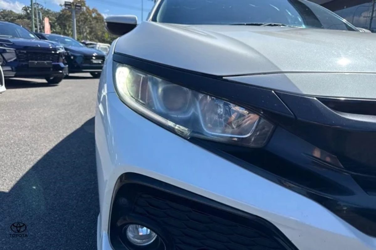 2018 Honda Civic VTi-S