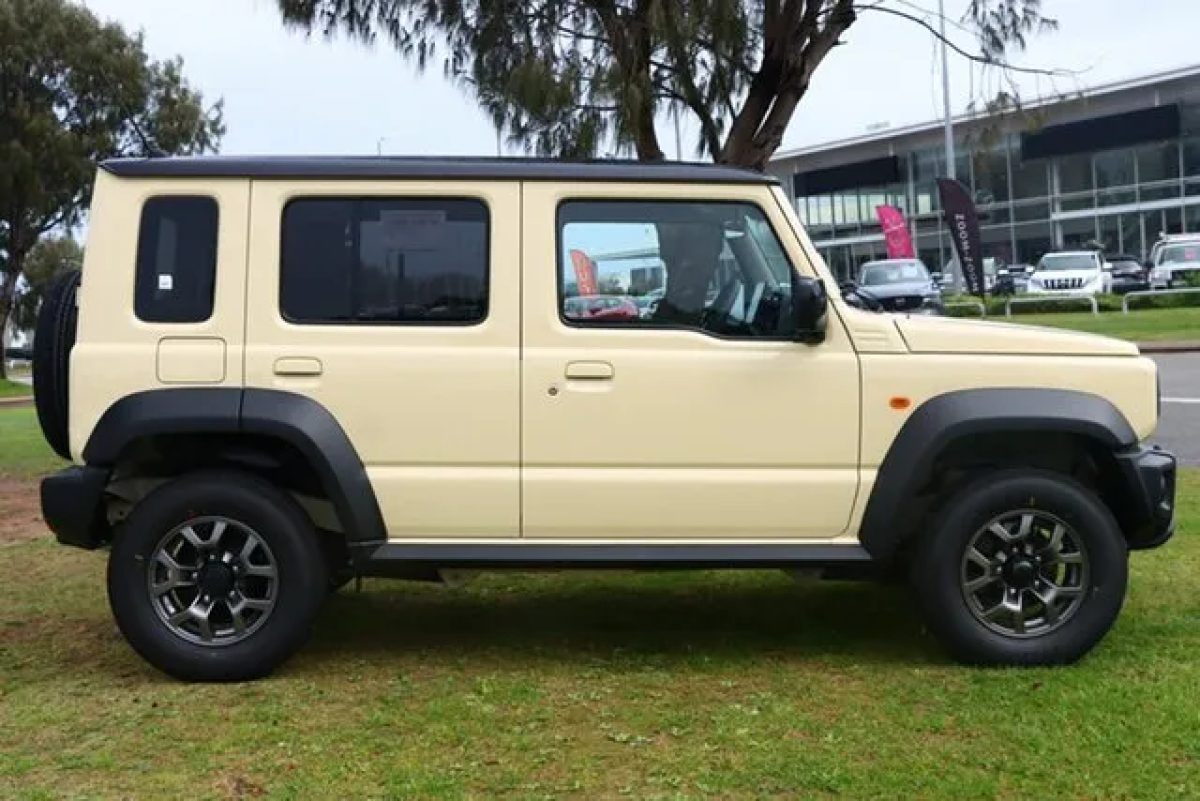 2026 Suzuki Jimny JC74 XL Chiffon Ivory & Bluish Black 5 Speed Manual Wagon