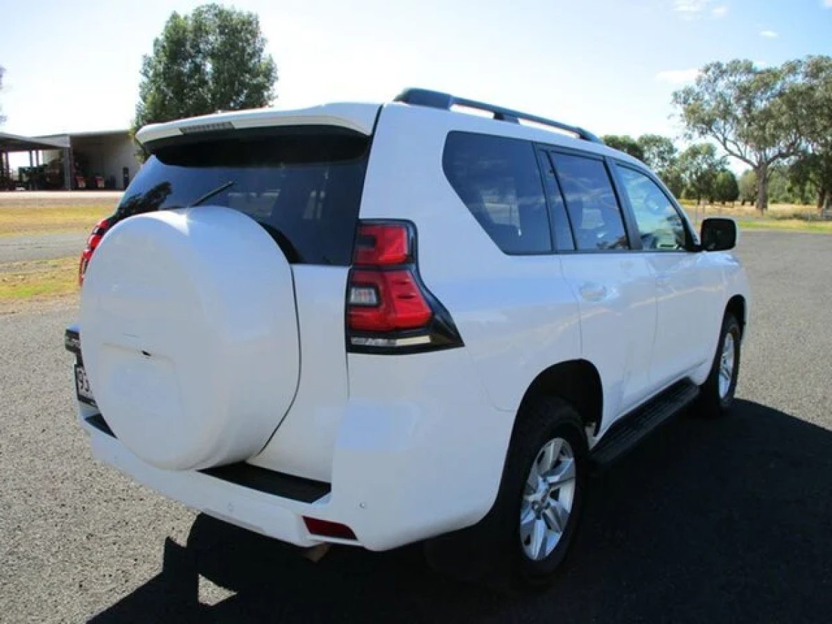 2023 Toyota Landcruiser Prado GXL