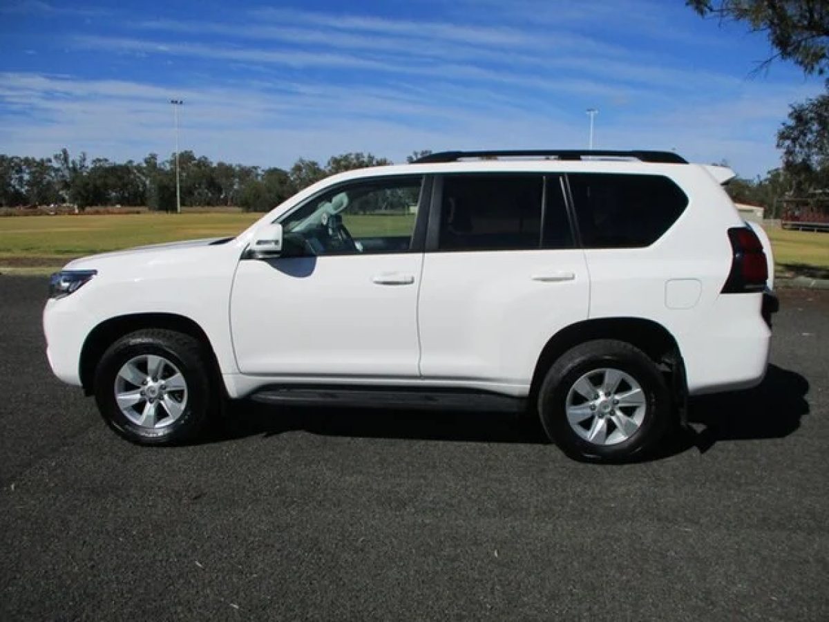 2023 Toyota Landcruiser Prado GXL