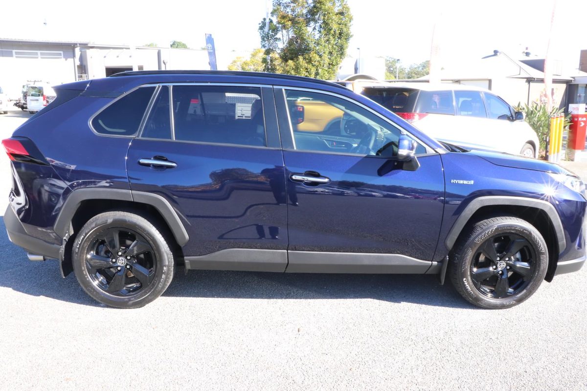 2019 Toyota RAV4 Cruiser-AWD