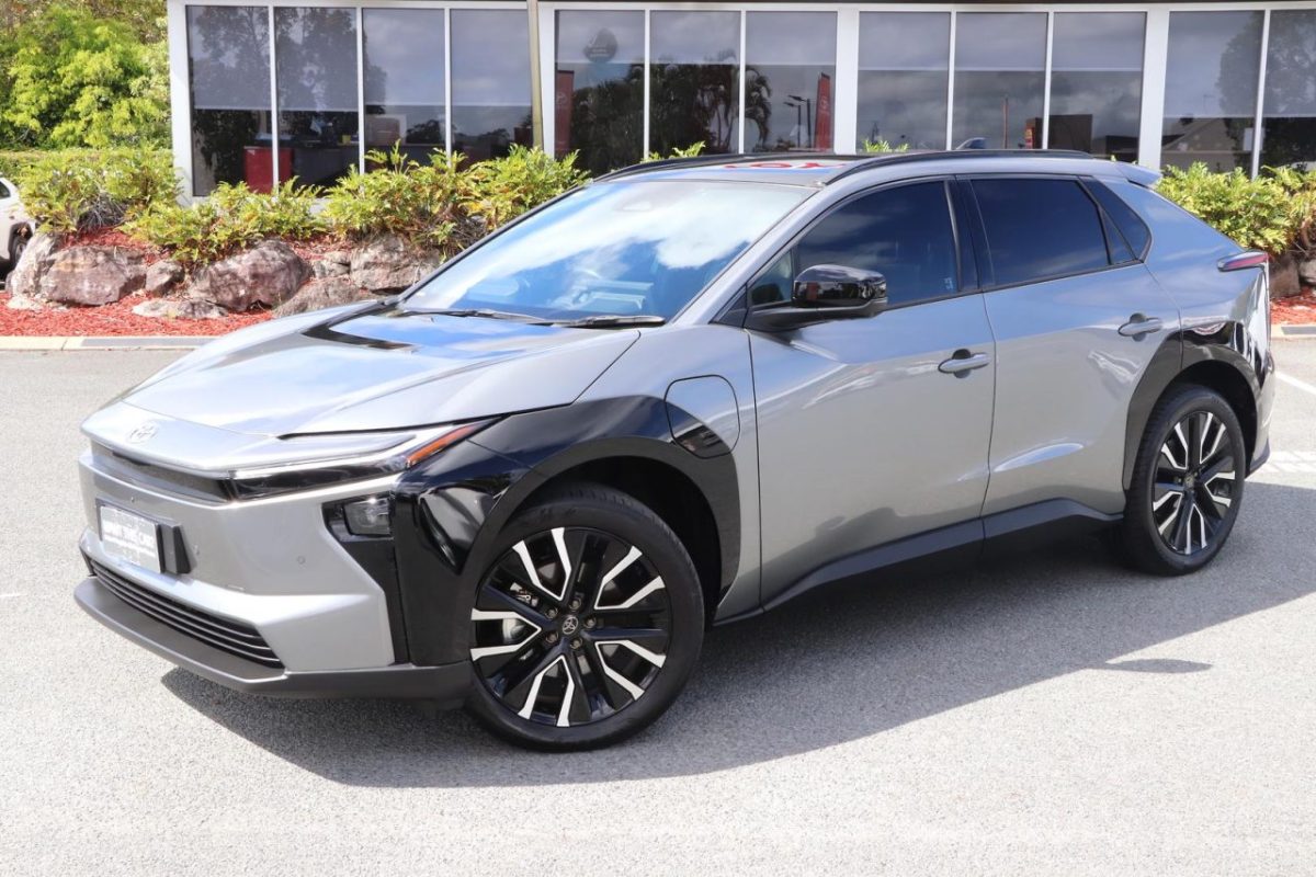 2025 Toyota bZ4X Standard AWD