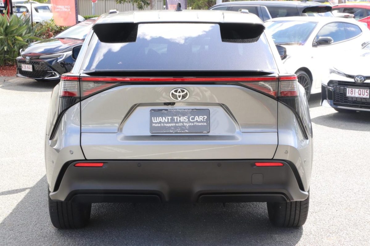 2025 Toyota bZ4X Standard AWD