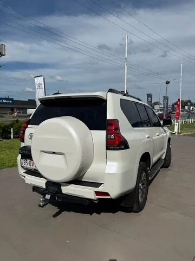 2017 Toyota Landcruiser Prado VX