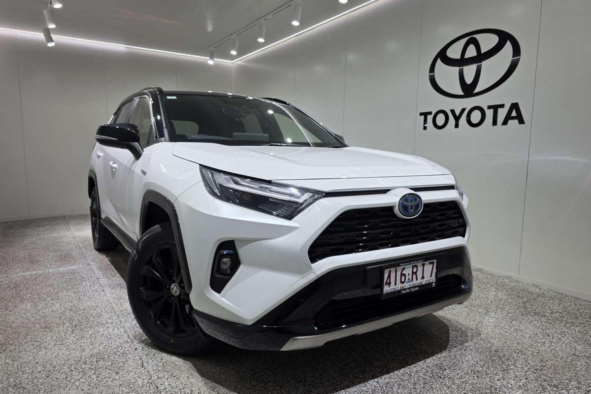 2024 Toyota RAV4 Hybrid XSE (2WD)