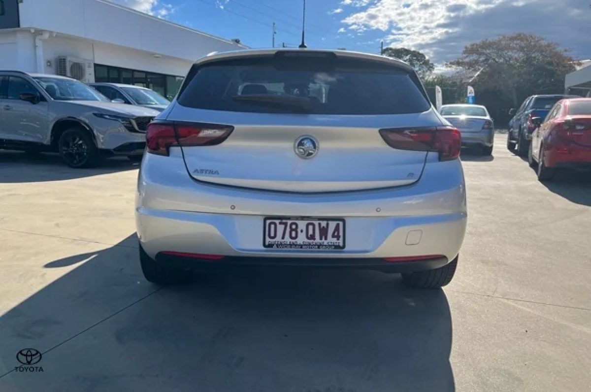 2018 Holden Astra R