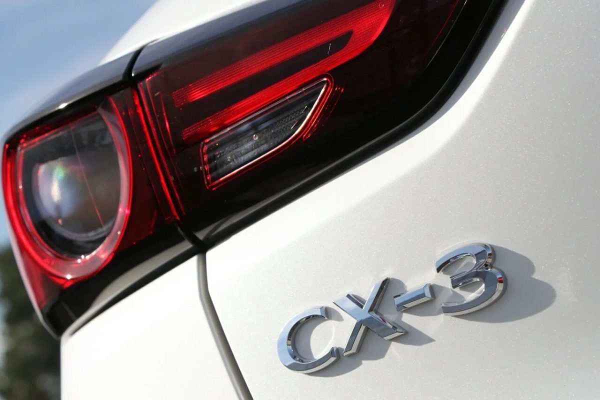 2026 Mazda CX-3 DK2W7A G20 SKYACTIV-Drive FWD Pure Snowflake White Pearl 6 Speed Sports Automatic