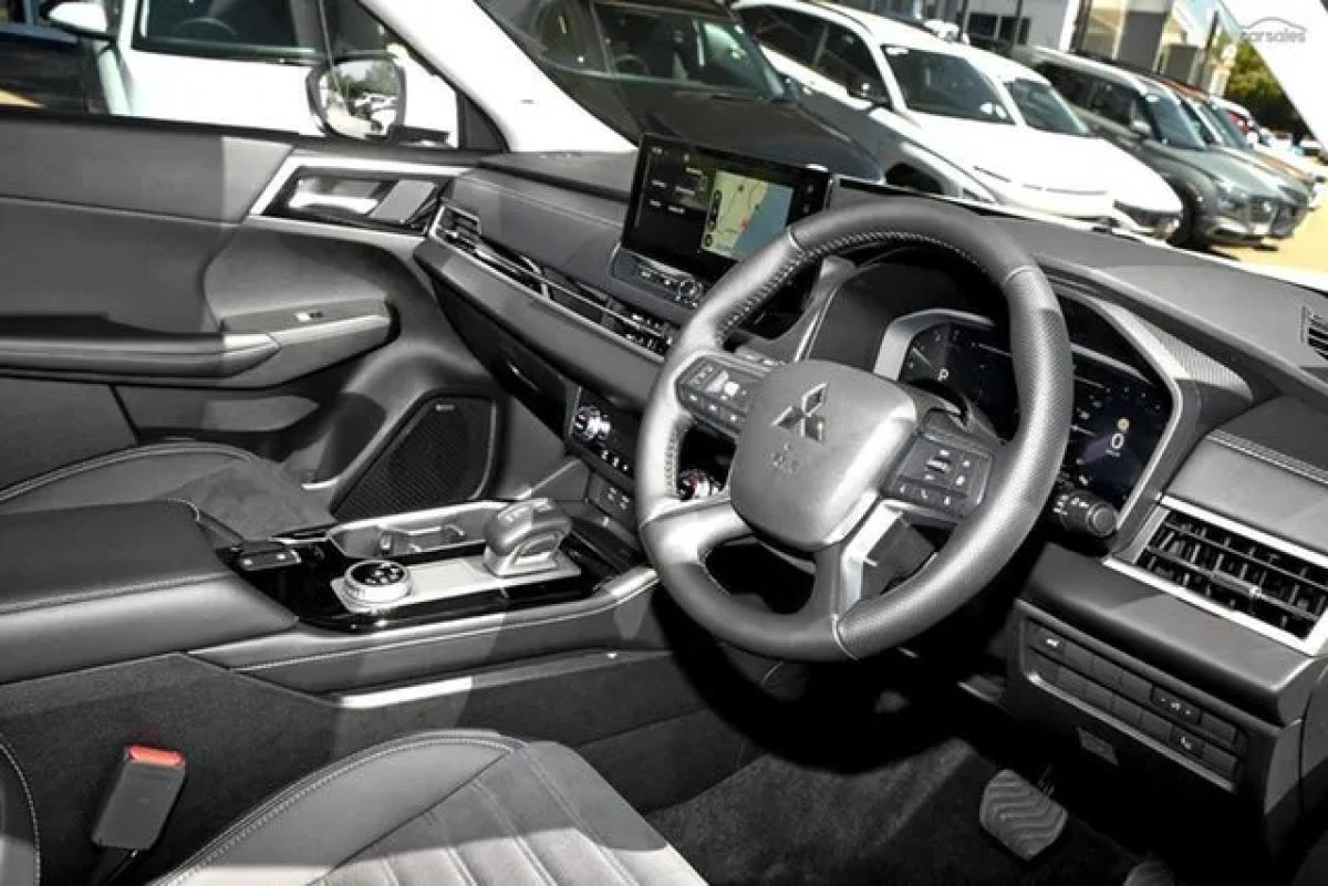 2025 Mitsubishi Outlander ZM MY25 Aspire 2WD White Diamond 8 Speed Constant Variable Wagon