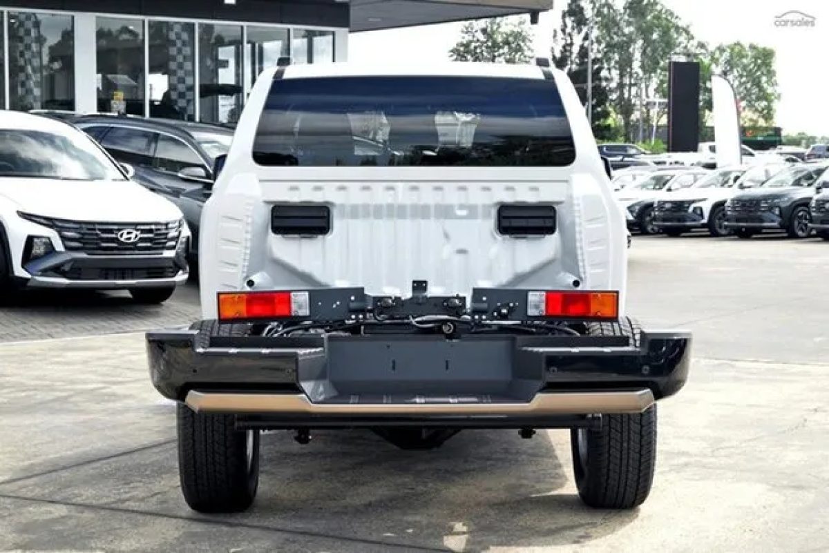 2025 Mitsubishi Triton MV MY25 GSR Double Cab 4x4 White Diamond 6 Speed Sports Automatic Cab Chassis