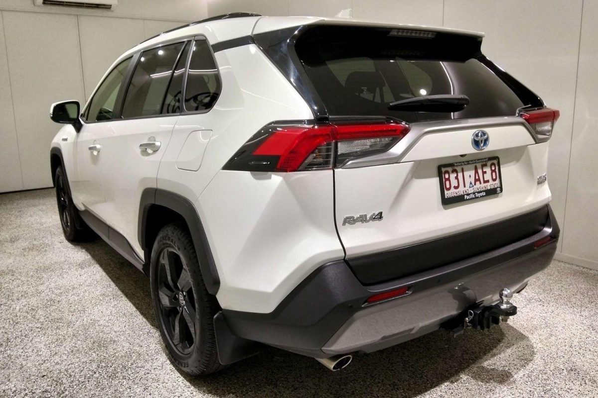 2020 Toyota RAV4 Hybrid Cruiser 2WD