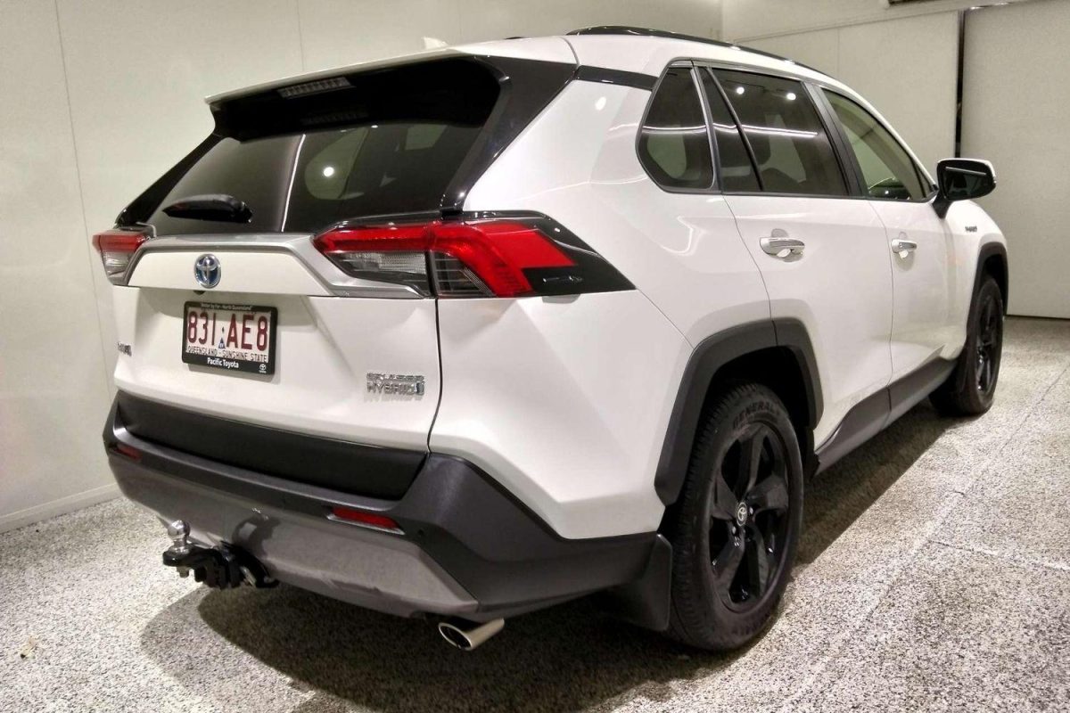 2020 Toyota RAV4 Hybrid Cruiser 2WD