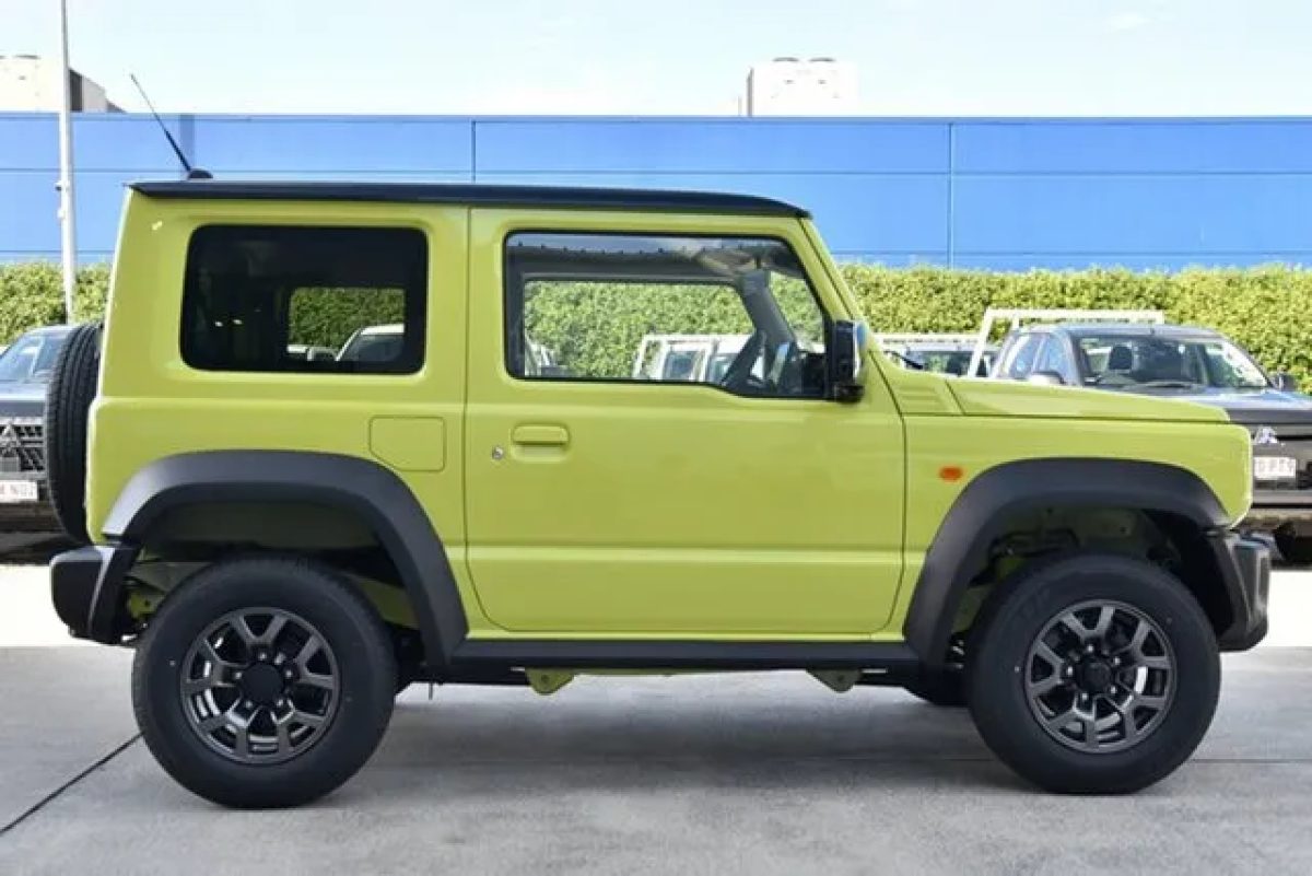 2025 Suzuki Jimny JB74 GLX Kinetic Yellow & Black 4 Speed Automatic Hardtop