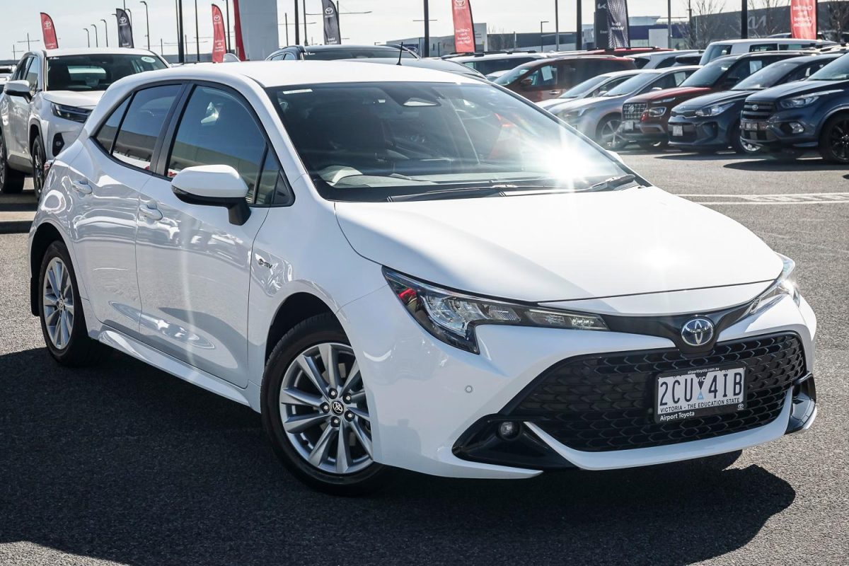 2025 Toyota Corolla SX