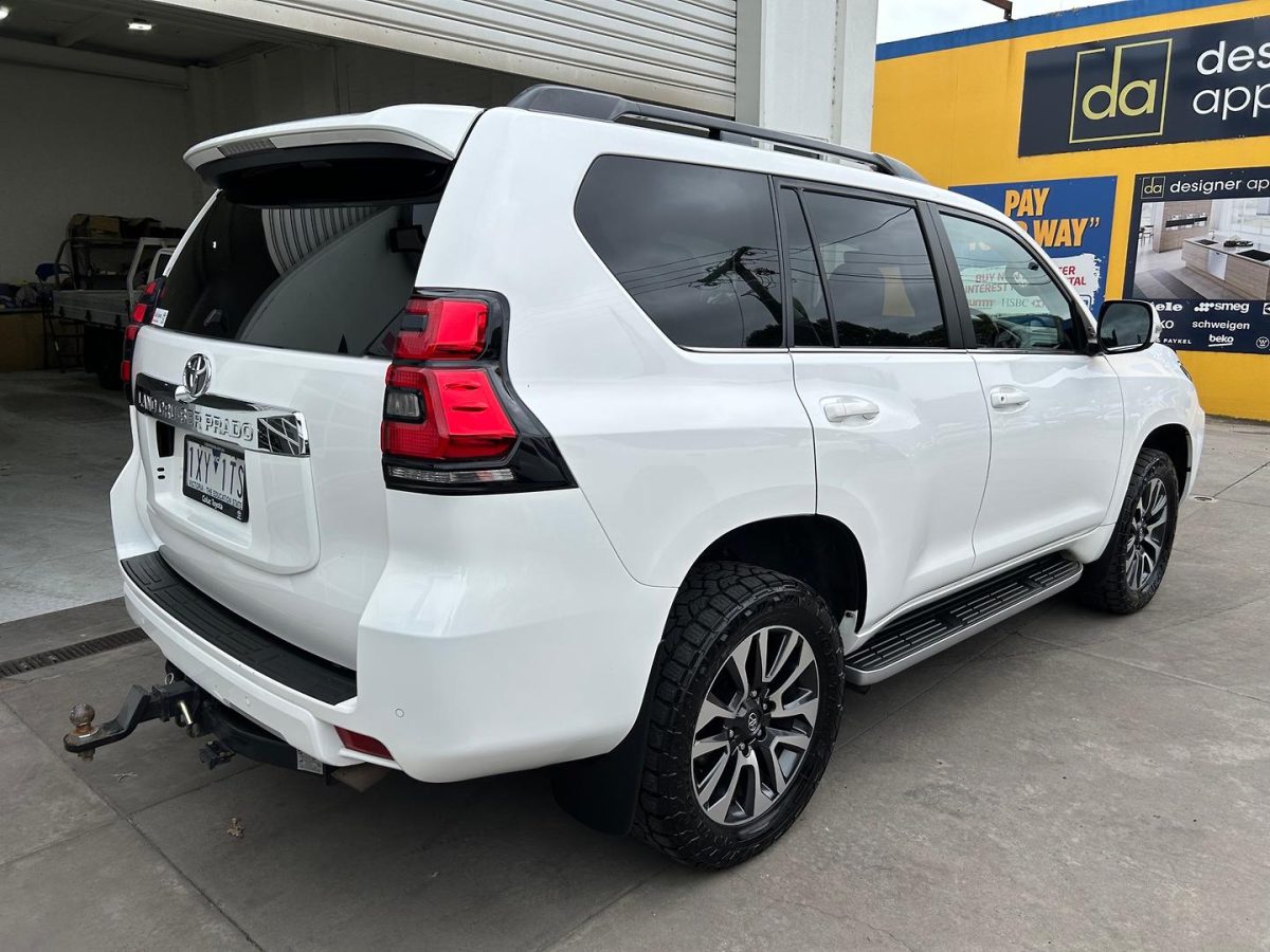 2023 Toyota Landcruiser Prado VX